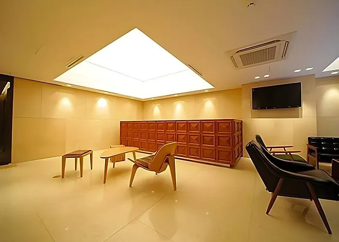 Hotel Star Masterpiece 3*